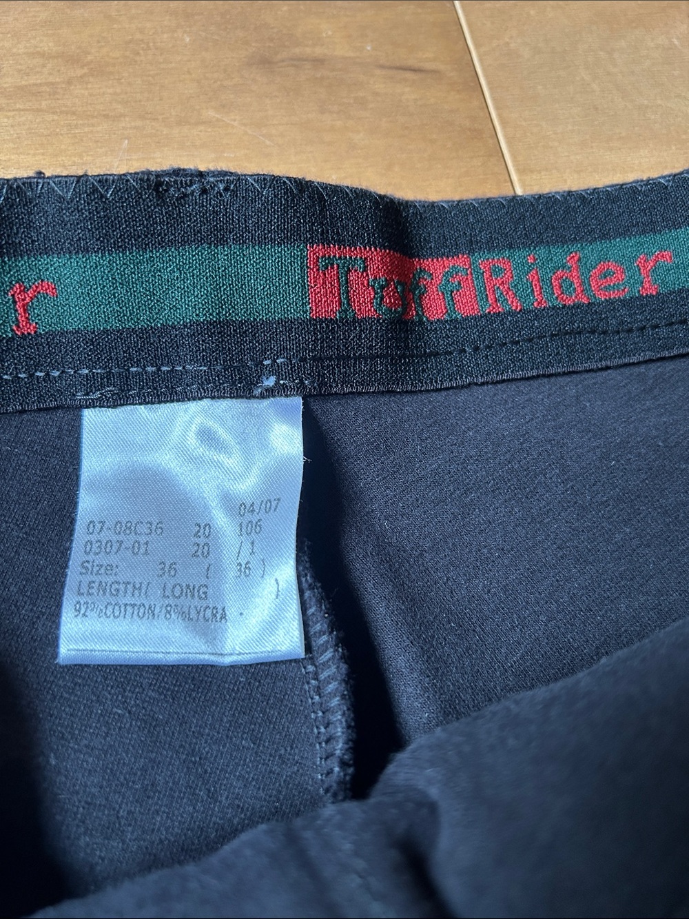 Tuff Rider 36L knee patch breeches - Picture 4 of 5